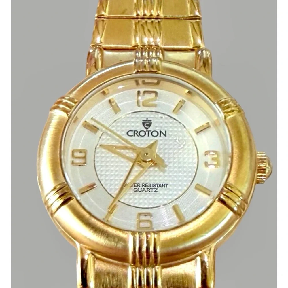 Croton Women's Gold Tone Stretch Bracelet Quartz Watch White Dial Runs